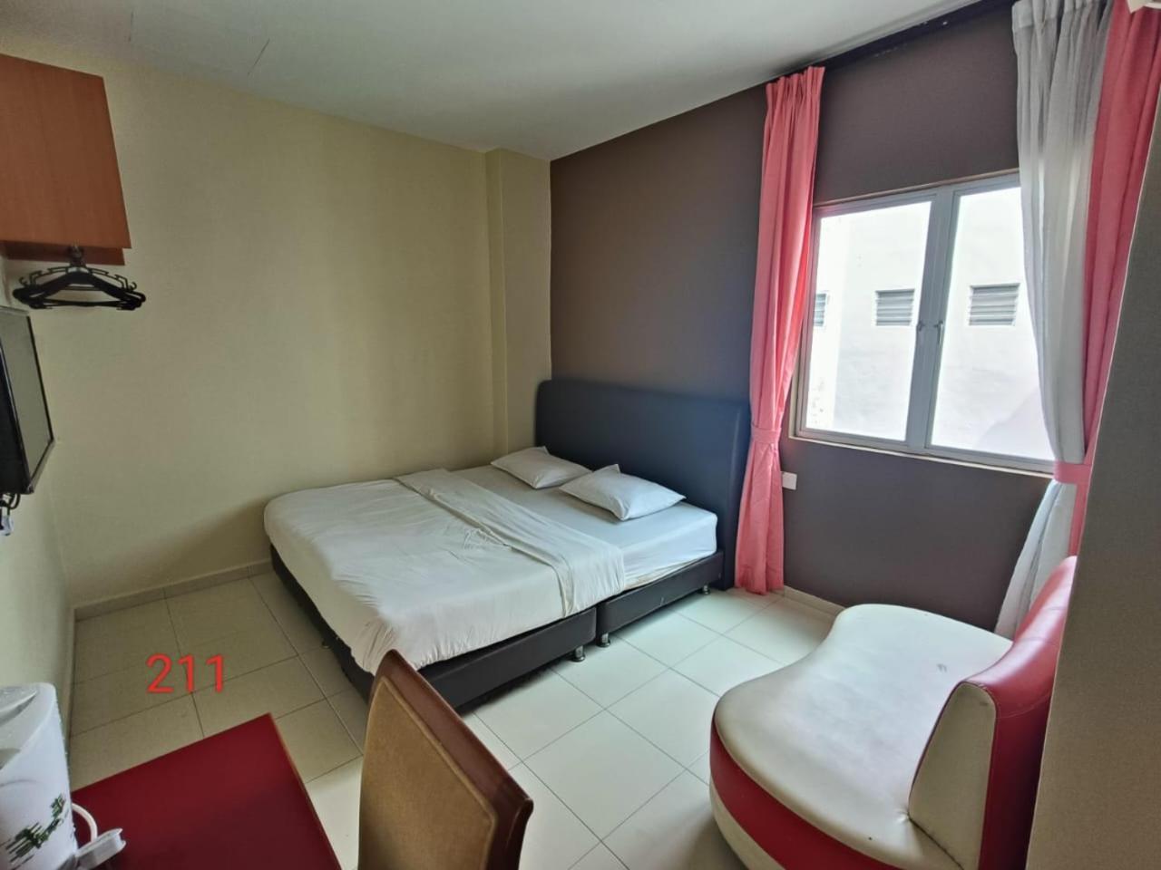 Doris Hotel Malacca Esterno foto